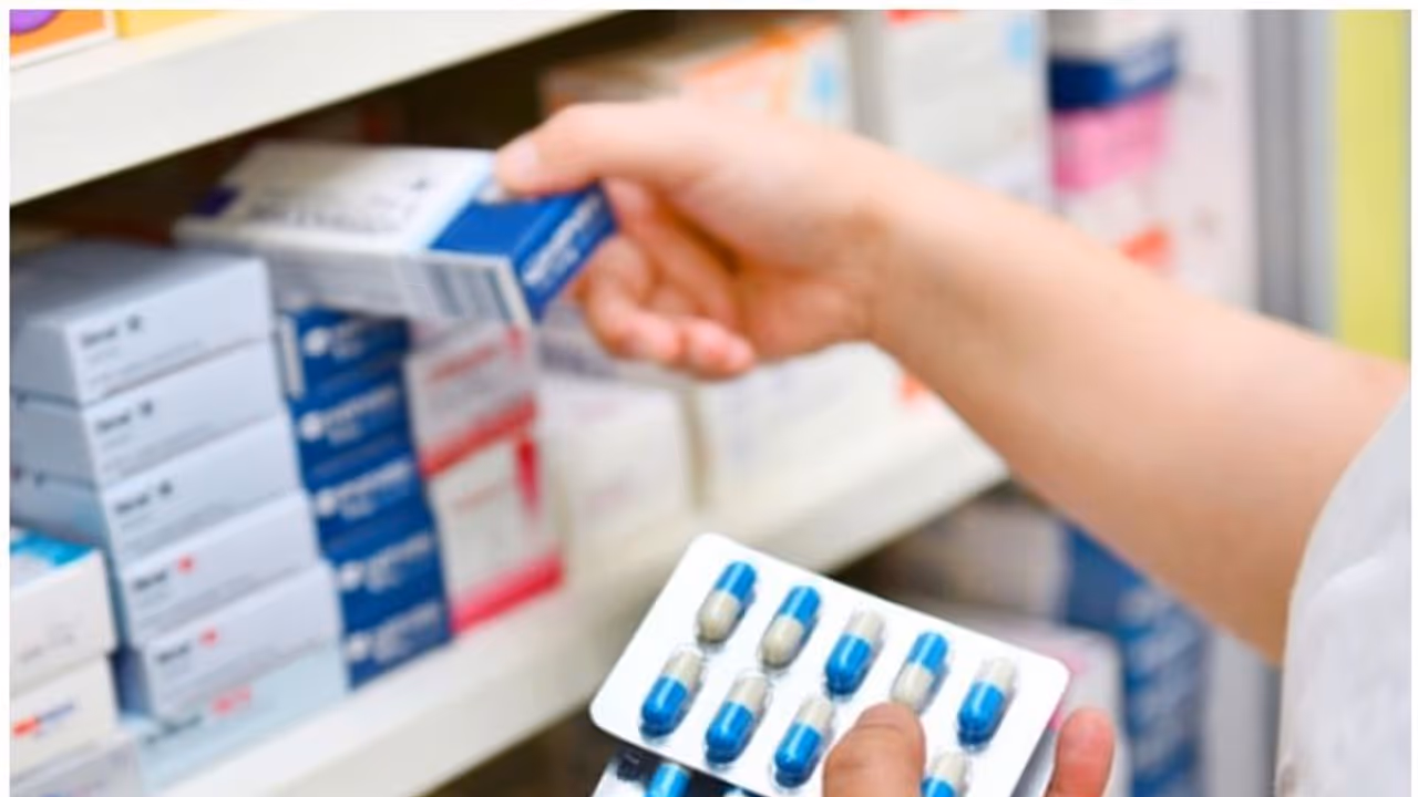 India: More than 47% unapproved antibiotic formulations used in 2019, reveals Lancet study