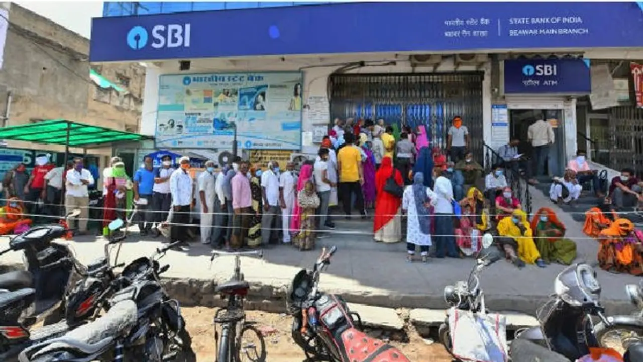 জুলাই মাসে ১৫ দিন বন্ধ থাকবে ব্যাংক, জেনে নিন তারিখগুলো জুলাই মাসে ১৫ দিন বন্ধ থাকবে ব্যাংক, জেনে নিন তারিখগুলো