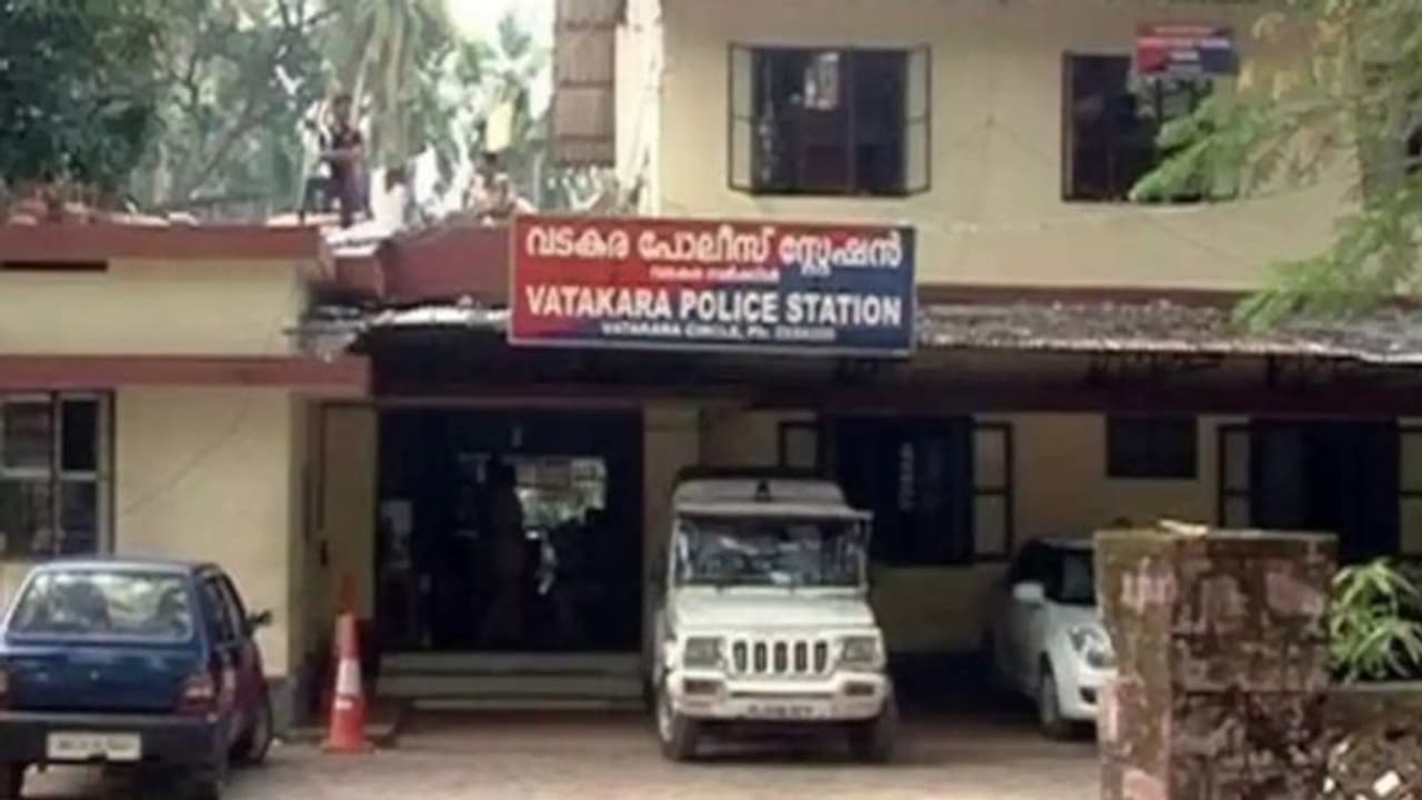 സിപിഎം നേതാക്കൾക്കെതിരായ ബലാത്സംഗക്കേസ്: പരാതിക്കാരിയെ വൈദ്യപരിശോധനയ്ക്ക് വിധേയയാക്കി സിപിഎം നേതാക്കൾക്കെതിരായ ബലാത്സംഗക്കേസ്: പരാതിക്കാരിയെ വൈദ്യപരിശോധനയ്ക്ക് വിധേയയാക്കി