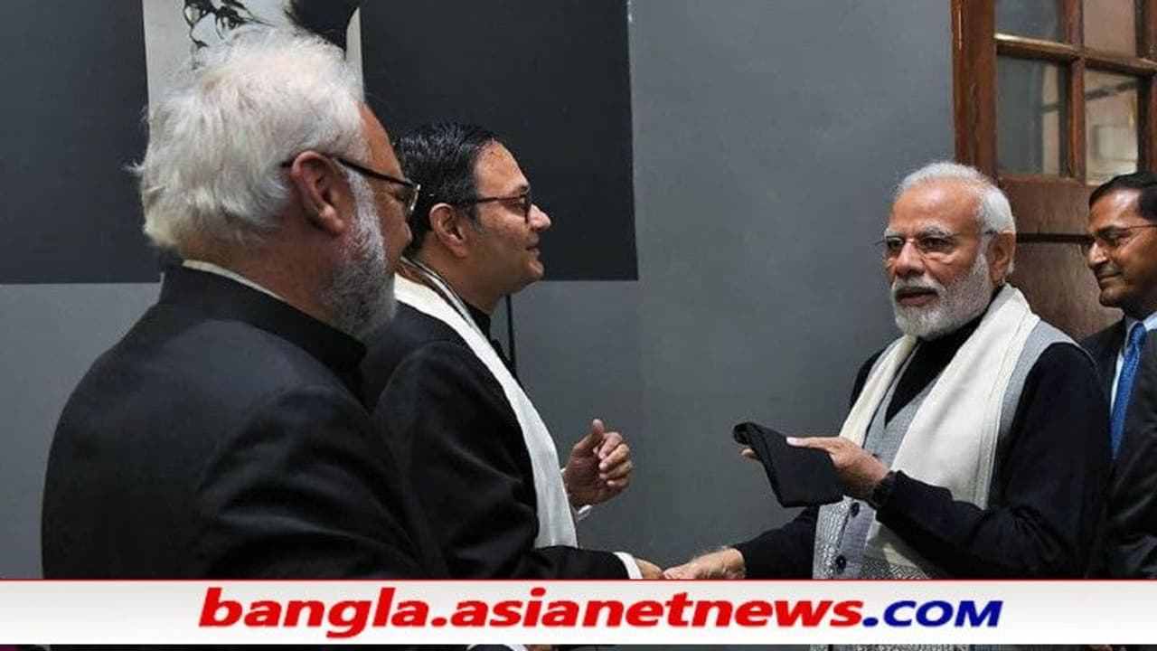 দিল্লি থেকে 'গায়েব' নেতাজির টুপির খোঁজ মিলল কলকাতায়, চন্দ্র বসুর অভিযোগ ওড়ালো মোদী সরকার