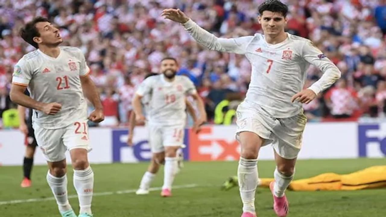 Euro2020: एक्स्ट्रा टाइम में मिली स्पेन को शानदार जीत, क्रोएशिया को 5 3 हराकर क्वार्टर फाइनल में जगह पक्की Euro2020: एक्स्ट्रा टाइम में मिली स्पेन को शानदार जीत, क्रोएशिया को 5 3 हराकर क्वार्टर फाइनल में जगह पक्की