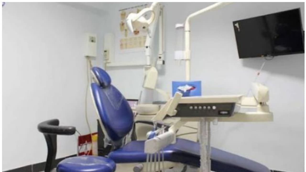 ಲೇಡಿ ಡಾಕ್ಟರ್ ವೇಷದಲ್ಲಿ ಮಹಿಳಾ ರೋಗಿಗಳ ಚಿನ್ನ ಕಳವು ಲೇಡಿ ಡಾಕ್ಟರ್ ವೇಷದಲ್ಲಿ ಮಹಿಳಾ ರೋಗಿಗಳ ಚಿನ್ನ ಕಳವು