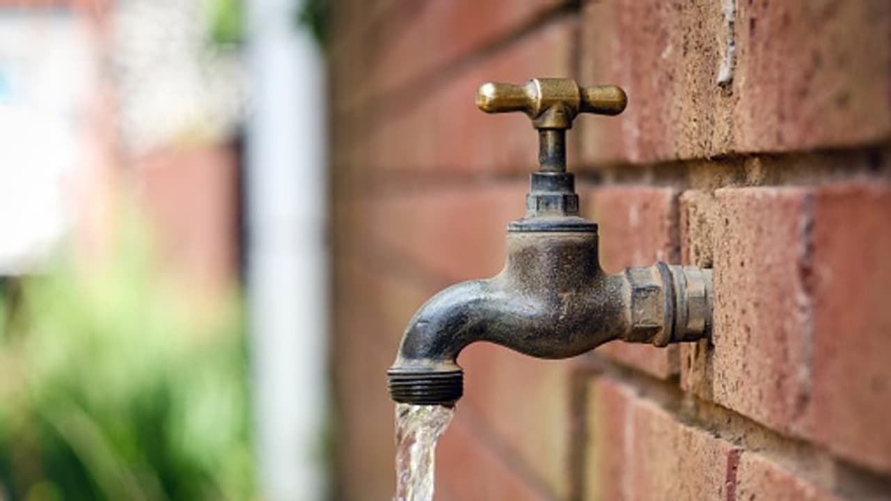 Kaveri Water: ಬೆಂಗ್ಳೂರಿನ ವಿವಿಧೆಡೆ ನೀರು ಪೂರೈಕೆಯಲ್ಲಿ ವ್ಯತ್ಯಯ Kaveri Water: ಬೆಂಗ್ಳೂರಿನ ವಿವಿಧೆಡೆ ನೀರು ಪೂರೈಕೆಯಲ್ಲಿ ವ್ಯತ್ಯಯ