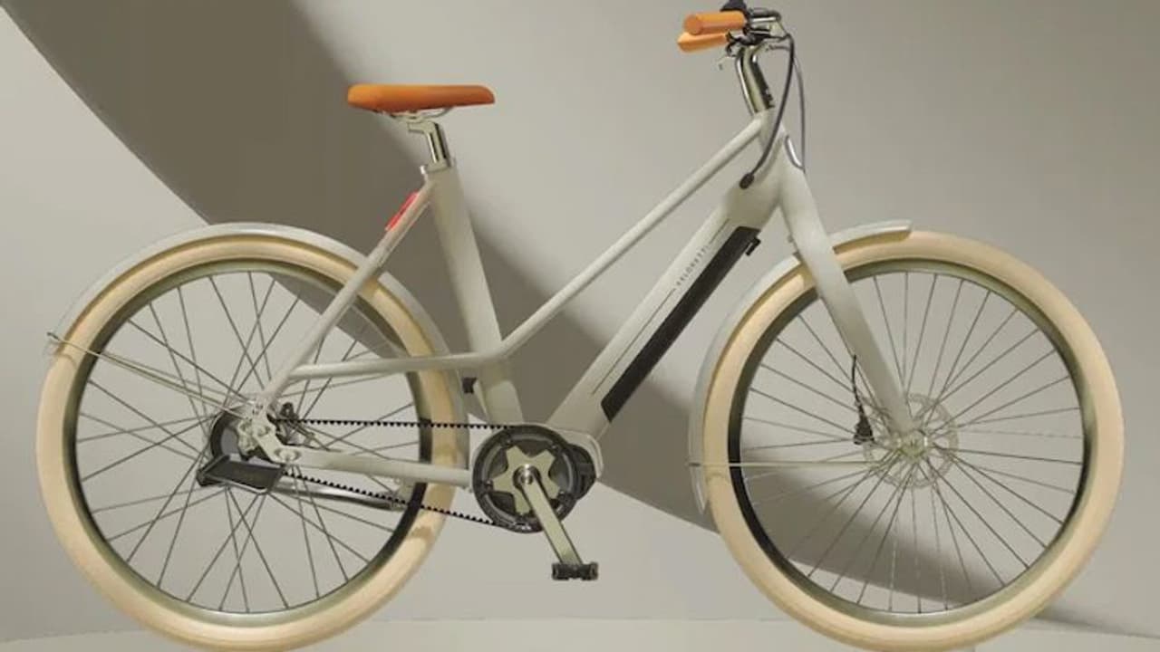 वेलोरेट्टी की नई इलेक्ट्रिक बाइक में ऑटोमैटिक शिफ्टिंग के साथ हैं कई फीचर्स, जानें कितनी है इसकी कीमत वेलोरेट्टी की नई इलेक्ट्रिक बाइक में ऑटोमैटिक शिफ्टिंग के साथ हैं कई फीचर्स, जानें कितनी है इसकी कीमत