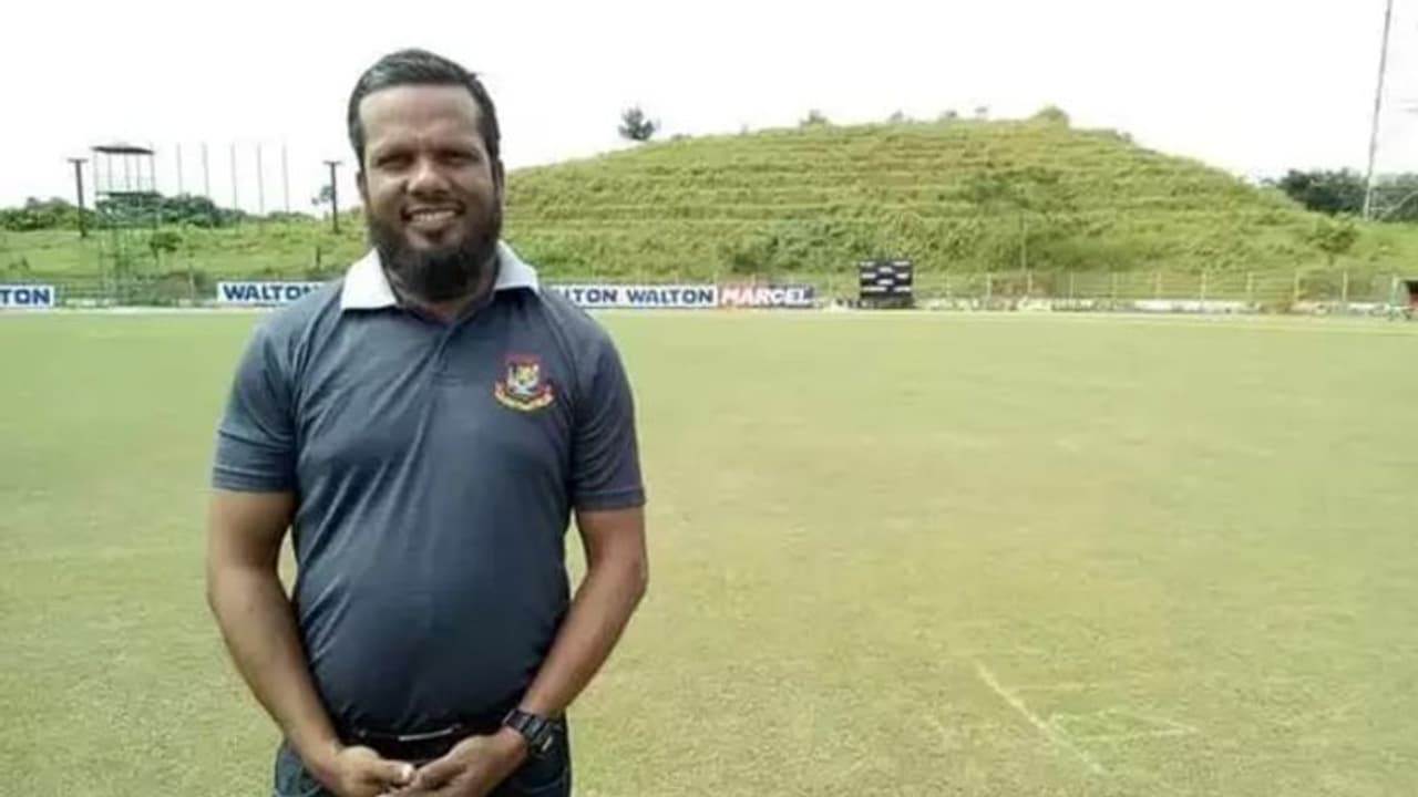 ഷാക്കിബിന്റെ മോശം പെരുമാറ്റം; ബംഗ്ലാദേശി അംപയര് ഇനി മത്സരം നിയന്ത്രിക്കാനില്ല ഷാക്കിബിന്റെ മോശം പെരുമാറ്റം; ബംഗ്ലാദേശി അംപയര് ഇനി മത്സരം നിയന്ത്രിക്കാനില്ല