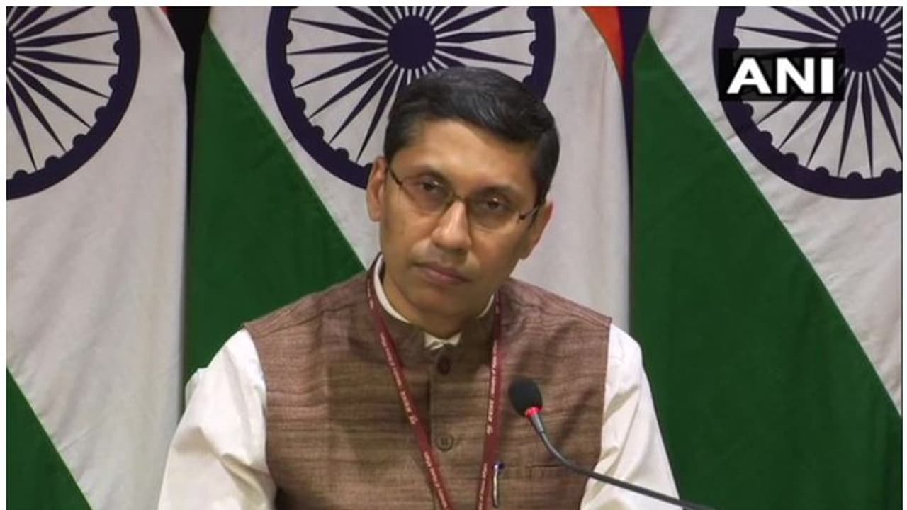 अफगानिस्तान के हिंदुओं और सिखों को भारत देगा शरण में प्राथमिकताः विदेश मंत्रालय अफगानिस्तान के हिंदुओं और सिखों को भारत देगा शरण में प्राथमिकताः विदेश मंत्रालय