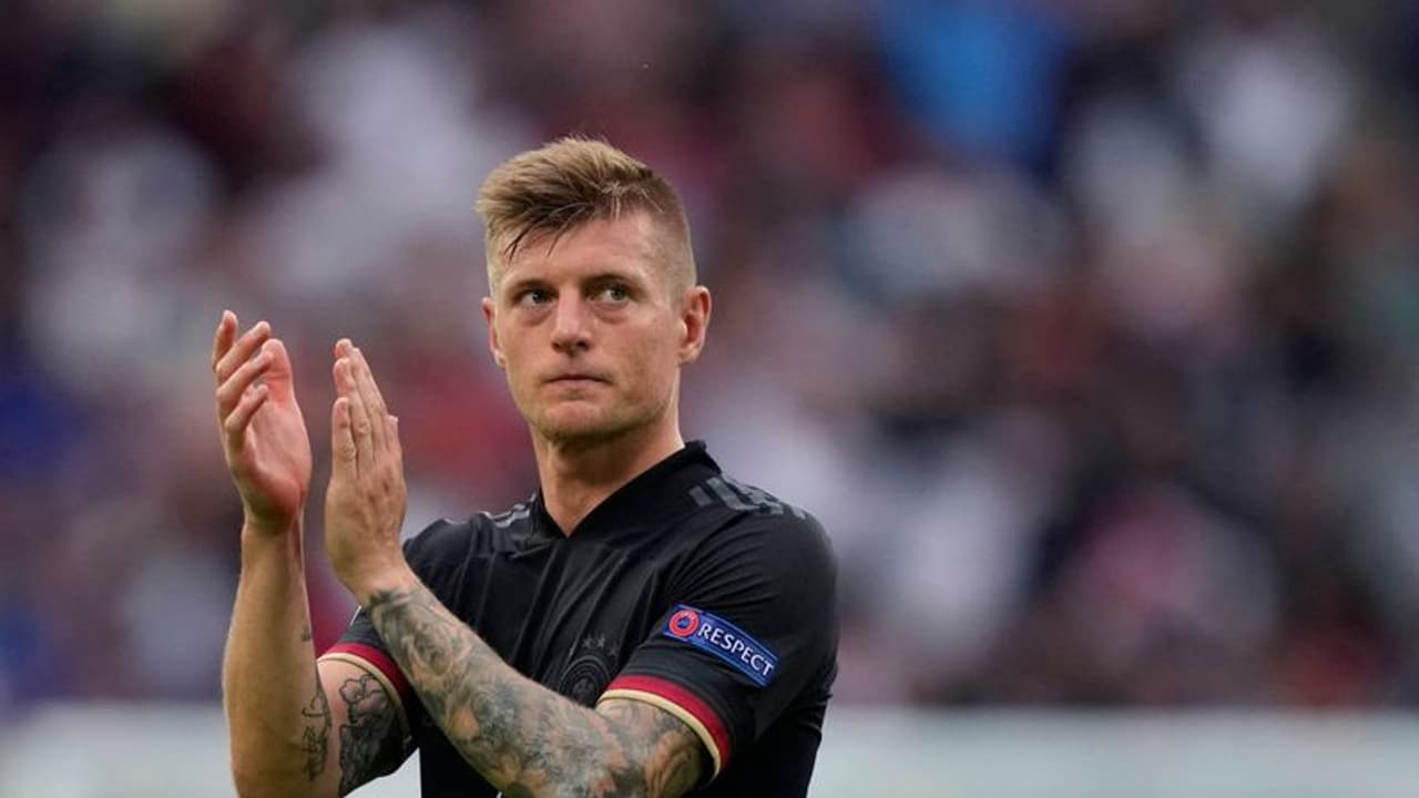 ജർമൻ മധ്യനിരയിലെ 'ക്രൂസ് മിസൈൽ', ടോണി ക്രൂസ് വിരമിച്ചു ജർമൻ മധ്യനിരയിലെ 'ക്രൂസ് മിസൈൽ', ടോണി ക്രൂസ് വിരമിച്ചു