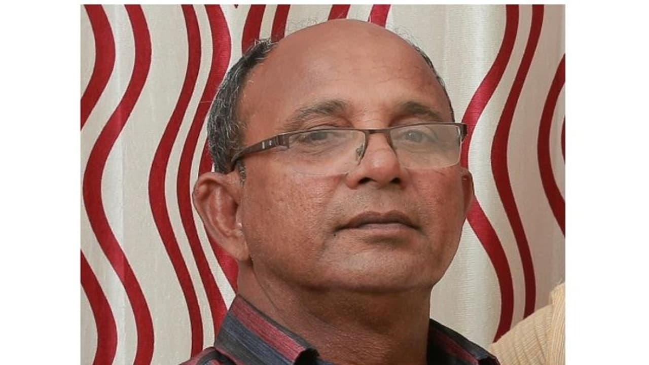 കൊവിഡ് ബാധിച്ച് ചികിത്സയിലായിരുന്ന പ്രവാസി മലയാളി മരിച്ചു കൊവിഡ് ബാധിച്ച് ചികിത്സയിലായിരുന്ന പ്രവാസി മലയാളി മരിച്ചു