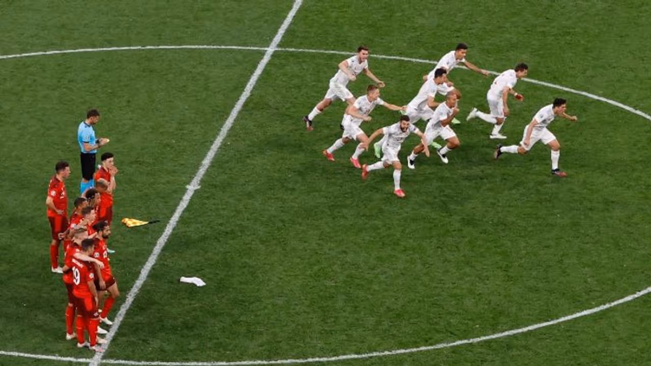 സ്വിസ് പ്രതിരോധവും കടന്ന് സ്പെയ്ന്; സെമിയില് കടന്നത് പെനാല്റ്റി ഷൂട്ടൗട്ടില് സ്വിസ് പ്രതിരോധവും കടന്ന് സ്പെയ്ന്; സെമിയില് കടന്നത് പെനാല്റ്റി ഷൂട്ടൗട്ടില്