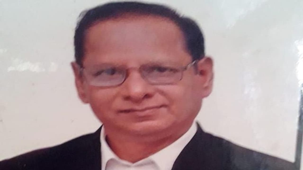 మల్యాల మనోహరరరావు తెలుగు కవిత 'అల్లిక' మల్యాల మనోహరరరావు తెలుగు కవిత 'అల్లిక'