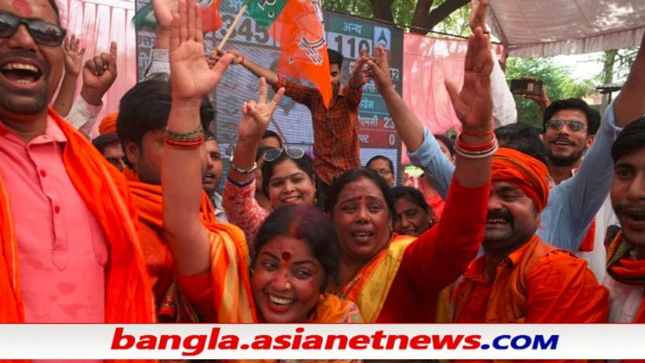 ৭৫ এ ৬৭ বিতর্কের মধ্যেই উত্তরপ্রদেশে বিজেপির দারুণ জয়, সনিয়ার আসনেও হারল কংগ্রেস ৭৫ এ ৬৭ বিতর্কের মধ্যেই উত্তরপ্রদেশে বিজেপির দারুণ জয়, সনিয়ার আসনেও হারল কংগ্রেস