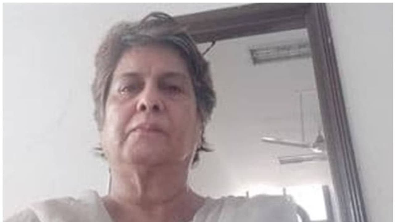 కేంద్ర మాజీమంత్రి భార్య హత్యలో షాకింగ్ నిజాలు.. ధోబీ రాజు స్కెచ్ వేసి.. ! కేంద్ర మాజీమంత్రి భార్య హత్యలో షాకింగ్ నిజాలు.. ధోబీ రాజు స్కెచ్ వేసి.. !