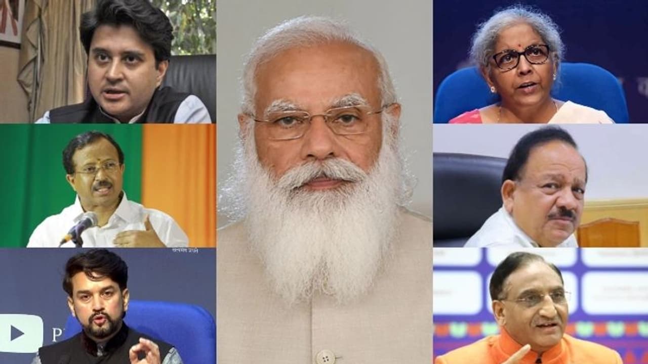 Cabinet Reshuffle: மத்திய அமைச்சரவை மாற்றத்தில் 12 பேரின் பதவிக்கு வேட்டு வைக்க வாய்ப்பு Cabinet Reshuffle: மத்திய அமைச்சரவை மாற்றத்தில் 12 பேரின் பதவிக்கு வேட்டு வைக்க வாய்ப்பு