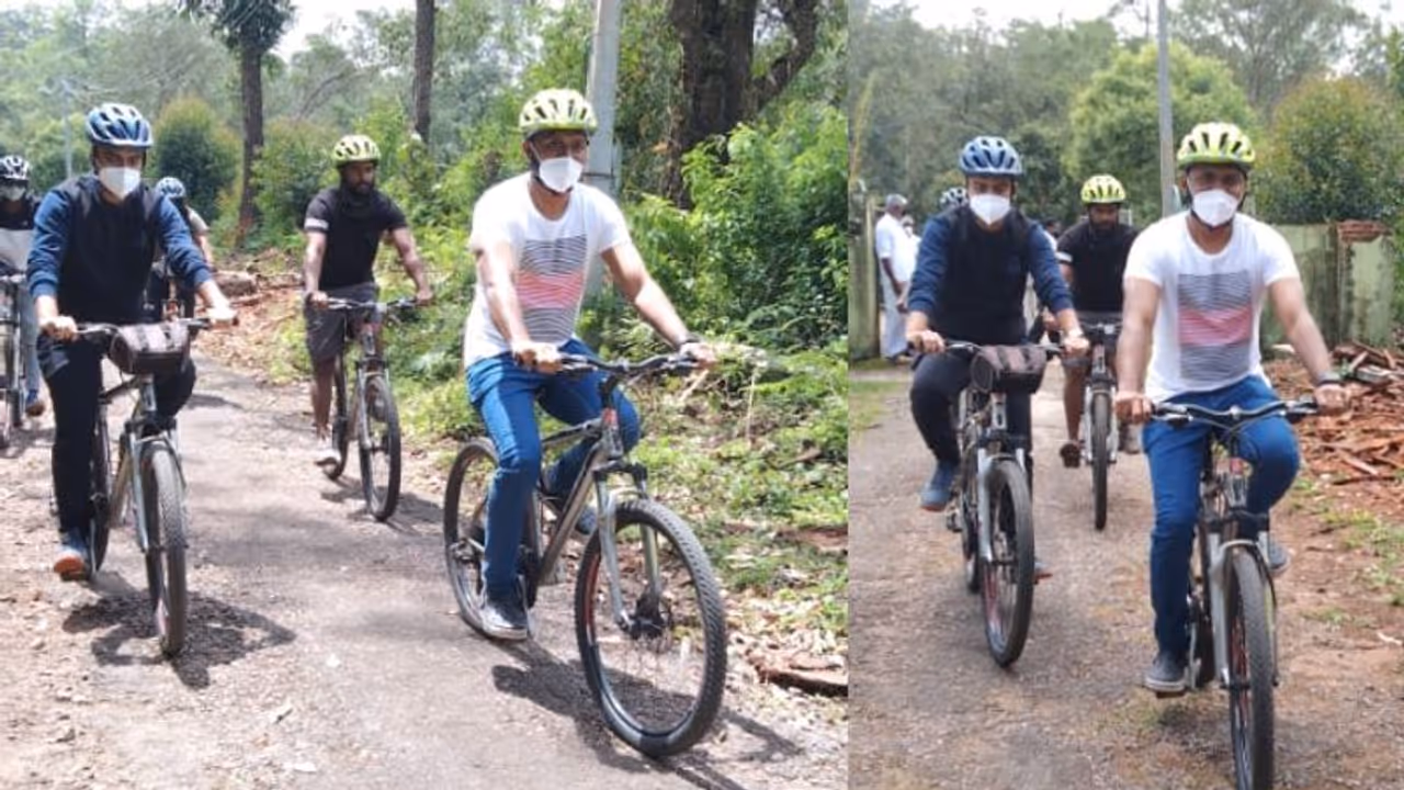 ജനഹൃദയം കീഴടക്കിയ ദേവികുളം സബ് കളക്ടർക്ക് യാത്രയയപ്പ്, മടക്കം സൈക്കിളില് ജനഹൃദയം കീഴടക്കിയ ദേവികുളം സബ് കളക്ടർക്ക് യാത്രയയപ്പ്, മടക്കം സൈക്കിളില്