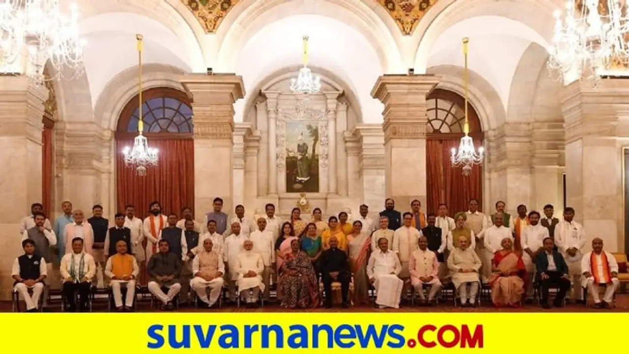 ಮೋದಿ ಬಳಗದಲ್ಲಿ 6 ವೈದ್ಯರು, 13 ವಕೀಲರು, 7 ಐಎಎಸ್‌ಗಳು, 5 ಎಂಜಿನಿಯರ್!