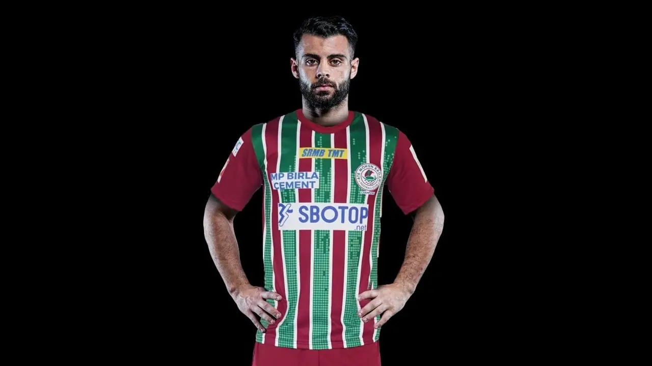 ISL 2021 22: ATK Mohun Bagan ropes in French midfielder Hugo Boumous from Mumbai City FC ISL 2021 22: ATK Mohun Bagan ropes in French midfielder Hugo Boumous from Mumbai City FC