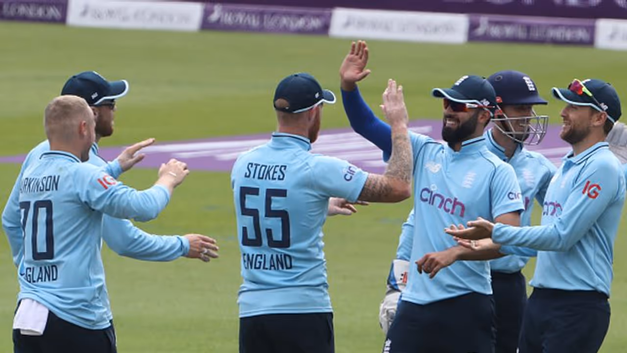 #ENGvsPAK முதல் ஒருநாள் போட்டி: பாகிஸ்தான் அணி படுமட்டமான பேட்டிங்..! வெறும் 141 ரன்களுக்கு ஆல் அவுட் #ENGvsPAK முதல் ஒருநாள் போட்டி: பாகிஸ்தான் அணி படுமட்டமான பேட்டிங்..! வெறும் 141 ரன்களுக்கு ஆல் அவுட்