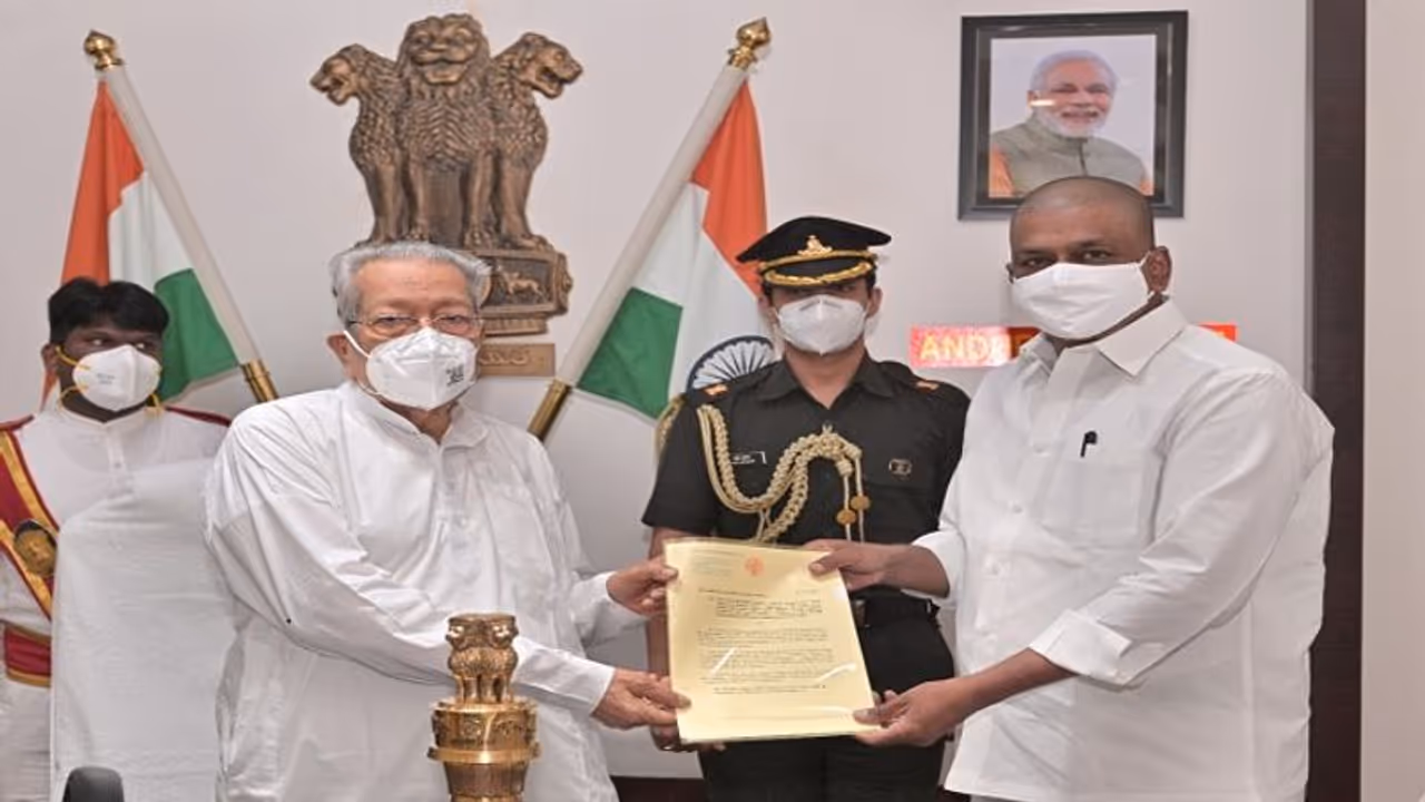 జగన్ ప్రభుత్వ జమా ఖర్చులపై పయ్యావుల కేశవ్ సంచలన ఆరోపణలు