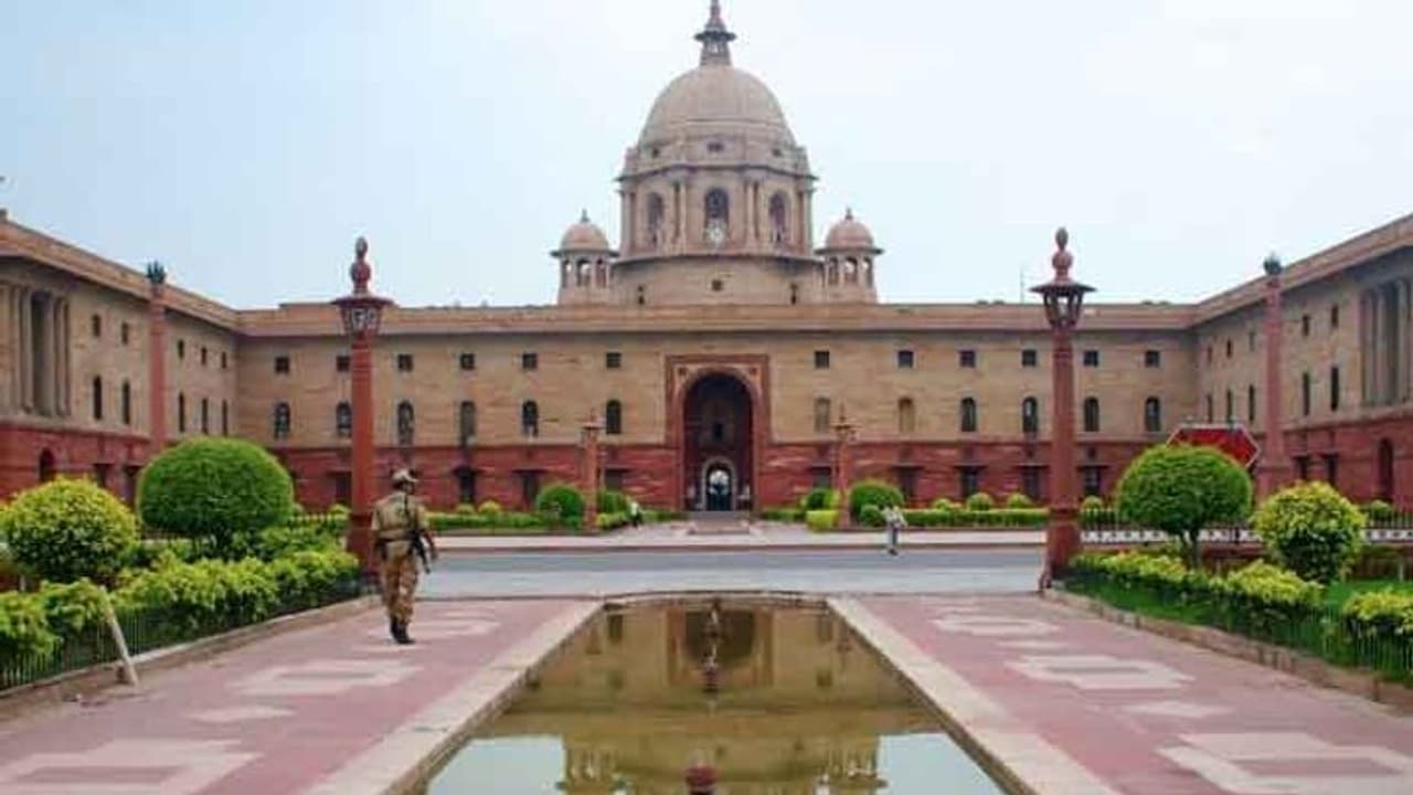 ரொம்ப வரம்பு மீறி போறீங்க.. உங்களுக்கு எந்த அதிகாரமும் இல்ல.. தமிழக அரசுக்கு எதிராக கொந்தளிக்கும் ஒன்றிய அரசு ரொம்ப வரம்பு மீறி போறீங்க.. உங்களுக்கு எந்த அதிகாரமும் இல்ல.. தமிழக அரசுக்கு எதிராக கொந்தளிக்கும் ஒன்றிய அரசு