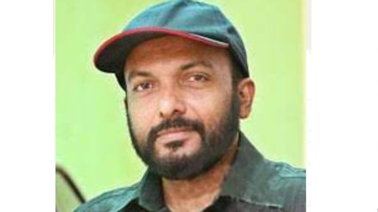 മുഖ്യമന്ത്രിയെ അപകീര്ത്തിപ്പെടുത്തി വീഡിയോ; ക്രൈം നന്ദകുമാര് അറസ്റ്റില് മുഖ്യമന്ത്രിയെ അപകീര്ത്തിപ്പെടുത്തി വീഡിയോ; ക്രൈം നന്ദകുമാര് അറസ്റ്റില്