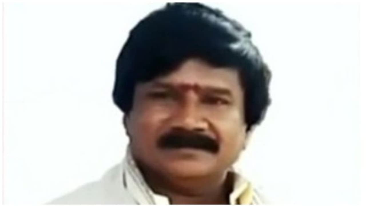 மு.க.ஸ்டாலின் செந்திபாலாஜி வெற்றி... வேண்டுதலை நிறைவேற்ற நடத்துனர் தீக்குளித்து தற்கொலை..! மு.க.ஸ்டாலின் செந்திபாலாஜி வெற்றி... வேண்டுதலை நிறைவேற்ற நடத்துனர் தீக்குளித்து தற்கொலை..!