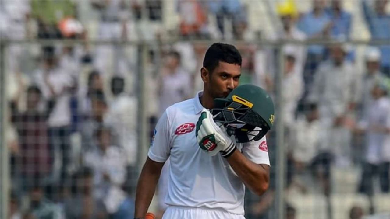 बिना किसी को बताये टेस्ट मैच के बीच में ही इस खिलाड़ी ने लिया संन्यास, एक दिन पहले ही खेली थी 150 रन की पारी बिना किसी को बताये टेस्ट मैच के बीच में ही इस खिलाड़ी ने लिया संन्यास, एक दिन पहले ही खेली थी 150 रन की पारी