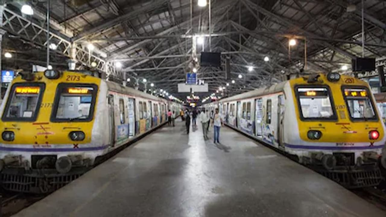 11 जुलाई को सेंट्रल और वेस्टर्न रेलवे का जम्बो ब्लॉक, बंद रहेंगी इस रूट की ट्रेनें 11 जुलाई को सेंट्रल और वेस्टर्न रेलवे का जम्बो ब्लॉक, बंद रहेंगी इस रूट की ट्रेनें