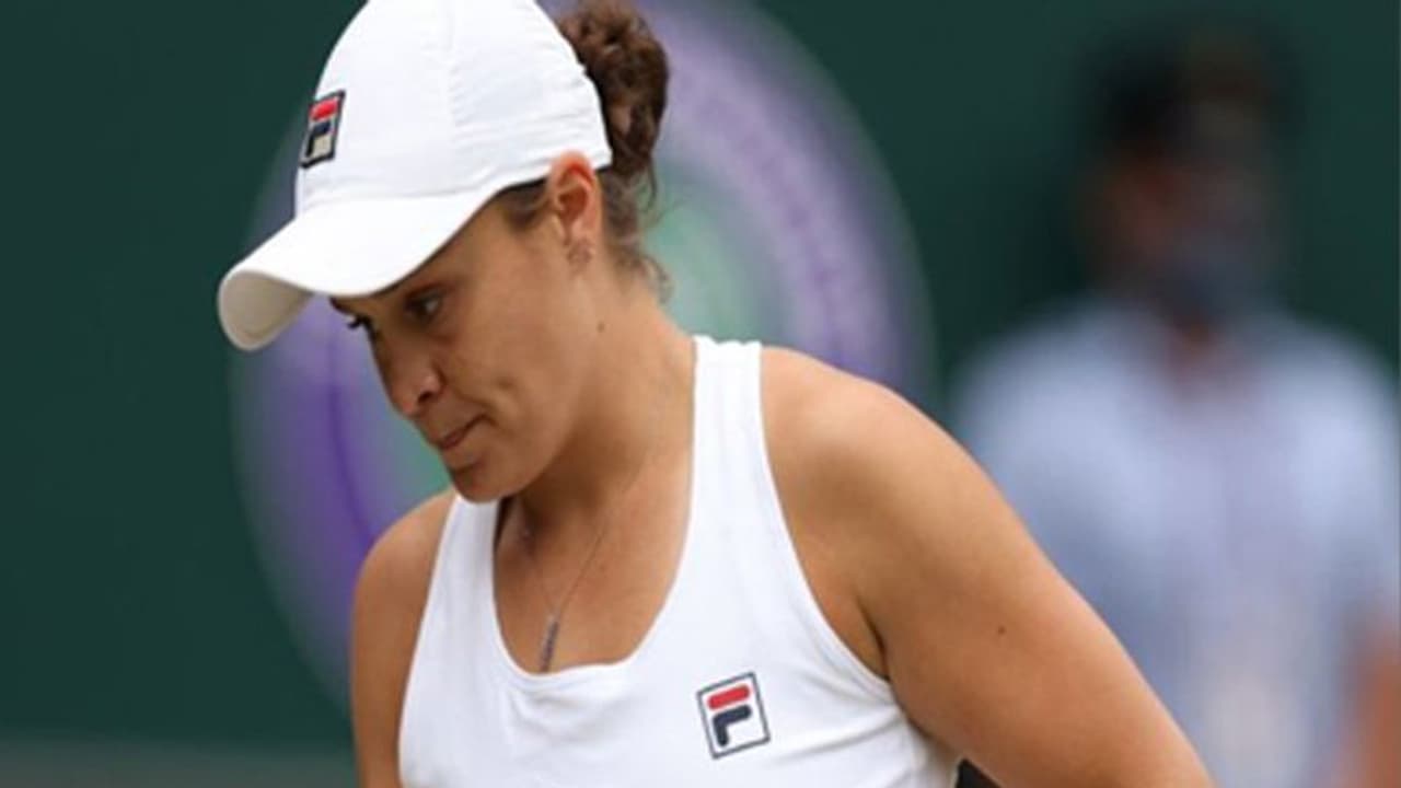 एश्ले बार्टी ने जीता विंबलडन: महिला सिंगल्स के फाइनल में पिलिसकोवा को हराया, 9 साल बाद तीन सेटों में हुआ फैसला एश्ले बार्टी ने जीता विंबलडन: महिला सिंगल्स के फाइनल में पिलिसकोवा को हराया, 9 साल बाद तीन सेटों में हुआ फैसला