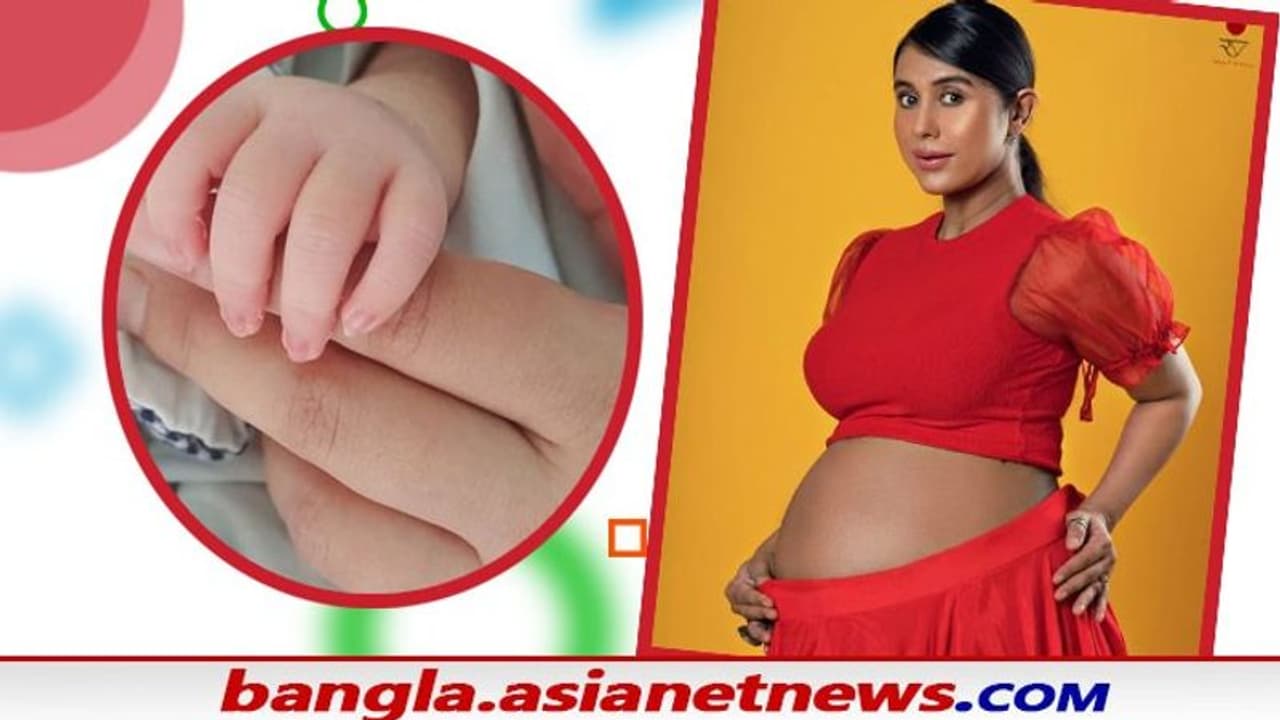 শ্রাবন্তীর কোলে এল ফুটফুটে পুত্রসন্তান, 'বীরপুরুষ' এর ছবি দিয়ে সুখবর দিলেন নায়িকা শ্রাবন্তীর কোলে এল ফুটফুটে পুত্রসন্তান, 'বীরপুরুষ' এর ছবি দিয়ে সুখবর দিলেন নায়িকা