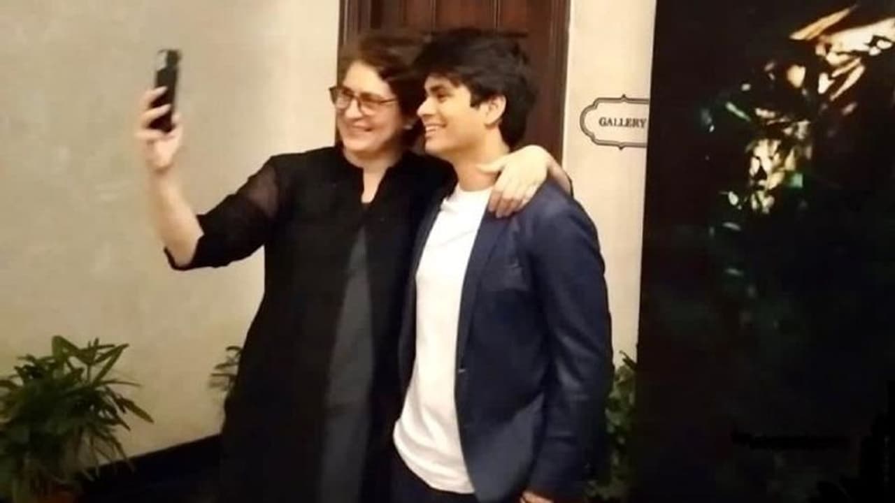 আহ্লাদে ডগমগ মা প্রিয়াঙ্কা গান্ধী, কেন বললেন 'ছেলের জন্য গর্বিত তিনি' আহ্লাদে ডগমগ মা প্রিয়াঙ্কা গান্ধী, কেন বললেন 'ছেলের জন্য গর্বিত তিনি'