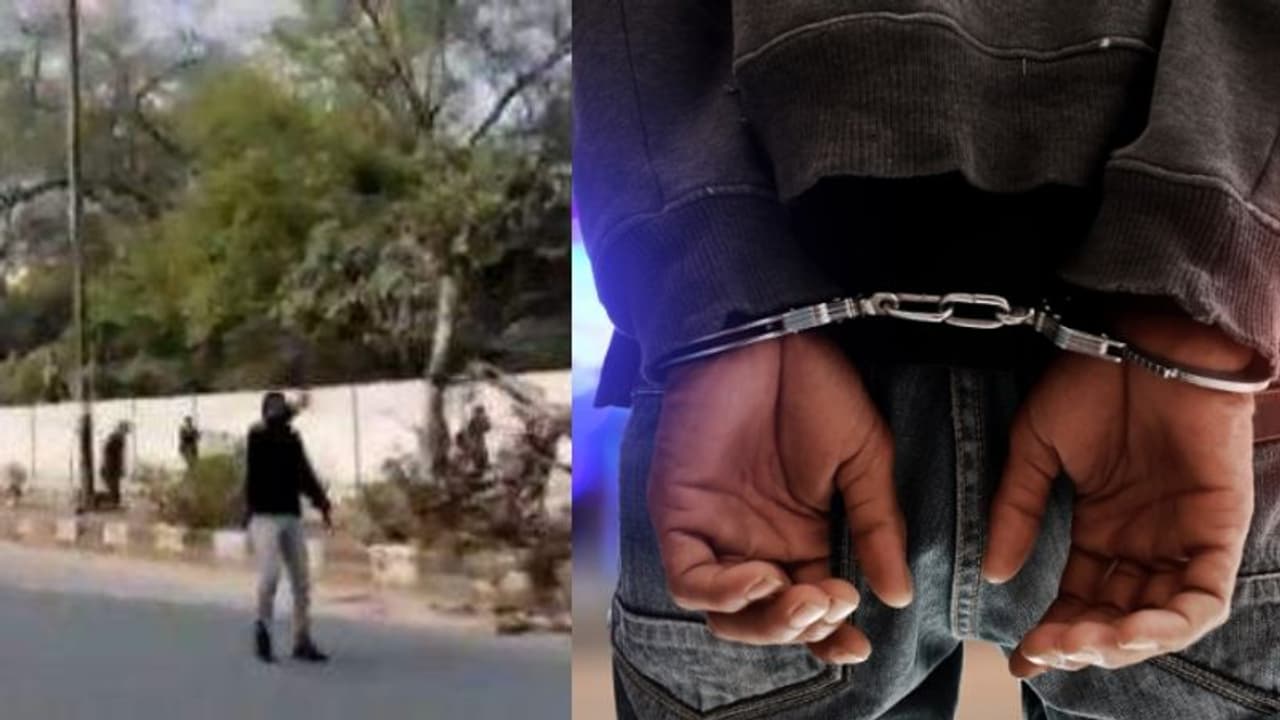 വര്ഗീയ പ്രഭാഷണം; പൗരത്വ നിയമഭേദഗതിക്കെതിരായ പ്രതിഷേധം നടത്തിയവര്ക്കെതിരെ വെടിയുതിര്ത്ത യുവാവ് അറസ്റ്റില് വര്ഗീയ പ്രഭാഷണം; പൗരത്വ നിയമഭേദഗതിക്കെതിരായ പ്രതിഷേധം നടത്തിയവര്ക്കെതിരെ വെടിയുതിര്ത്ത യുവാവ് അറസ്റ്റില്