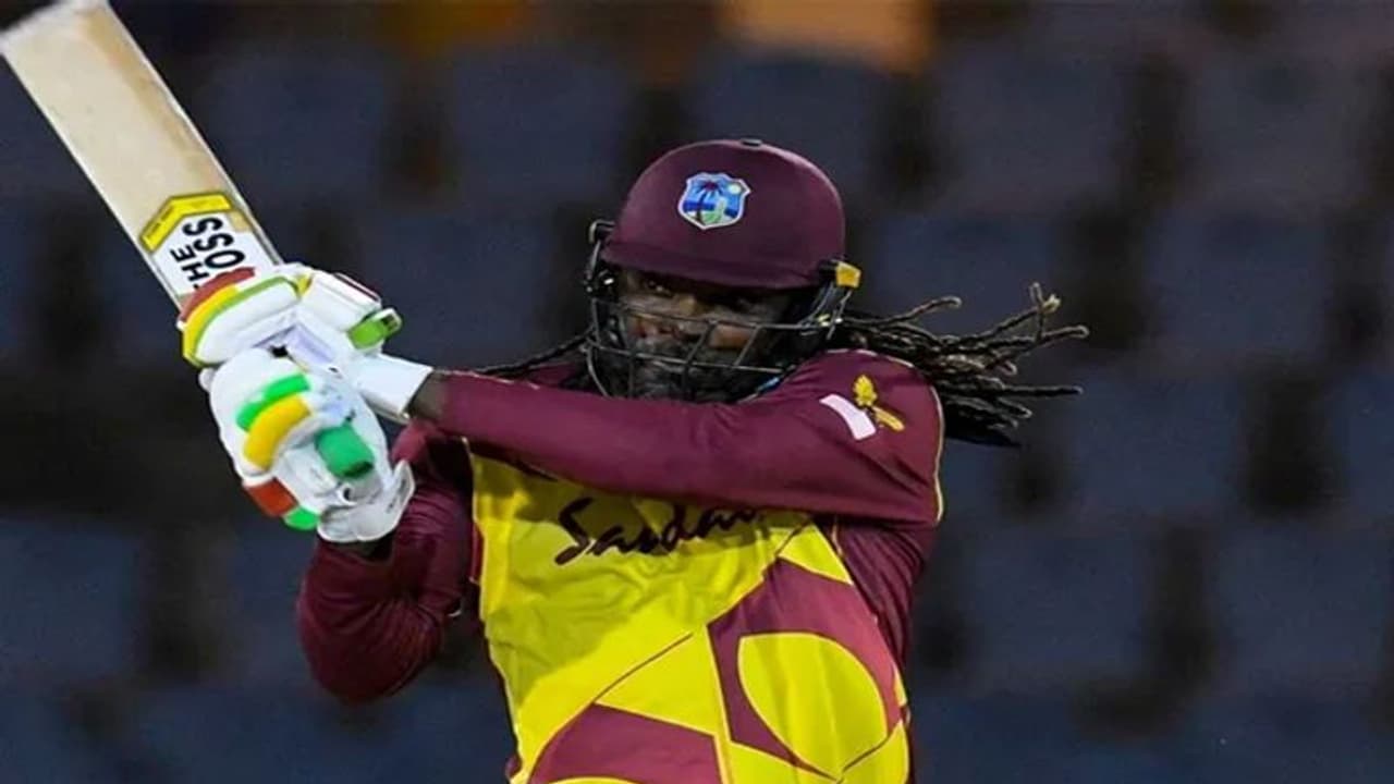 वेस्टइंडीज के इस धाकड़ बल्लेबाज ने खड़ा किया रनों का पहाड़, T20 क्रिकेट में पूरे किए 14 हजार रन वेस्टइंडीज के इस धाकड़ बल्लेबाज ने खड़ा किया रनों का पहाड़, T20 क्रिकेट में पूरे किए 14 हजार रन