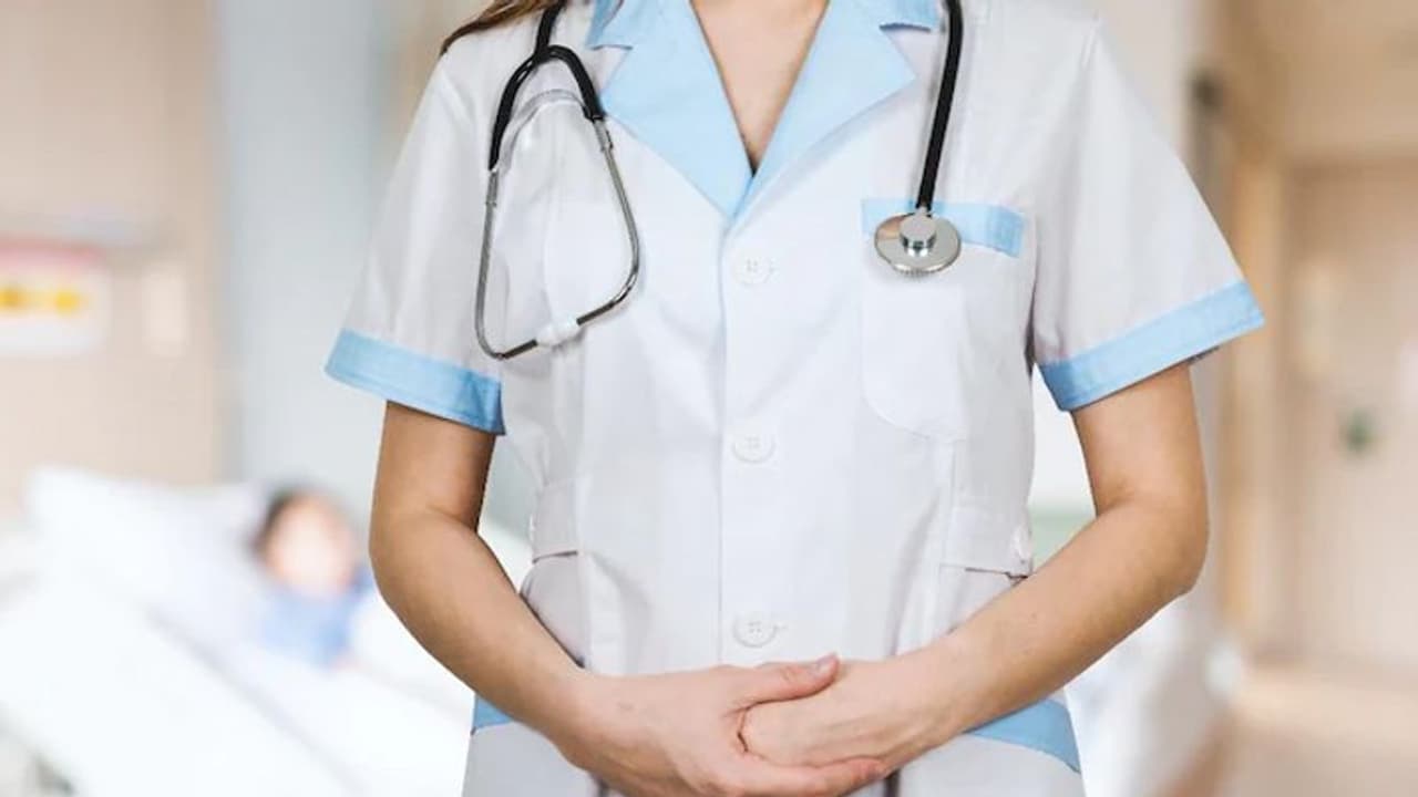 நீட் வினாத்தாள் ரூ.35 லட்சத்துக்கு விற்பனை... 8 பேர் கைது..!