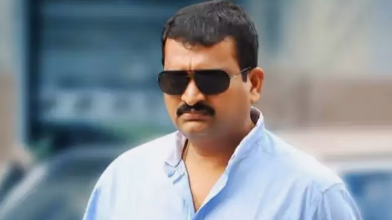 ట్విట్టర్కి గుడ్బై.. బండ్ల గణేష్ సంచలన నిర్ణయం.. వివాదాలకు దూరంగా అంటూ.. ట్విట్టర్కి గుడ్బై.. బండ్ల గణేష్ సంచలన నిర్ణయం.. వివాదాలకు దూరంగా అంటూ..