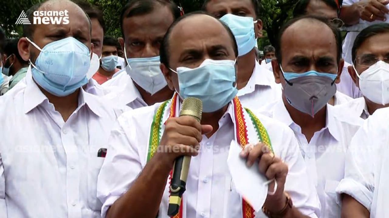 'ടാർഗറ്റ് തികയ്ക്കാൻ പെറ്റി ഈടാക്കുന്നു, പൊലീസ് തേർവാഴ്ച അവസാനിപ്പിക്കണം', രൂക്ഷ വിമർശനമുന്നയിച്ച് വിഡി സതീശൻ