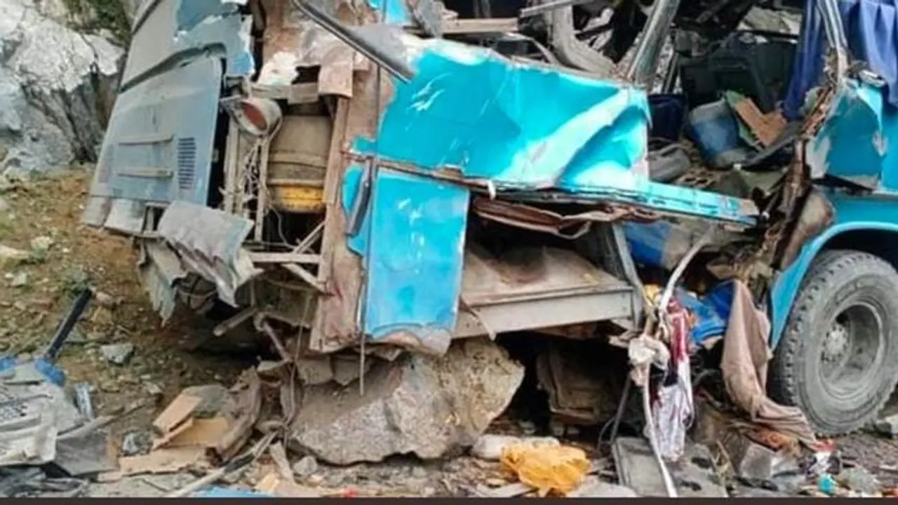 Pakistan: Massive blast rips through bus, 9 Chinese nationals among several killed