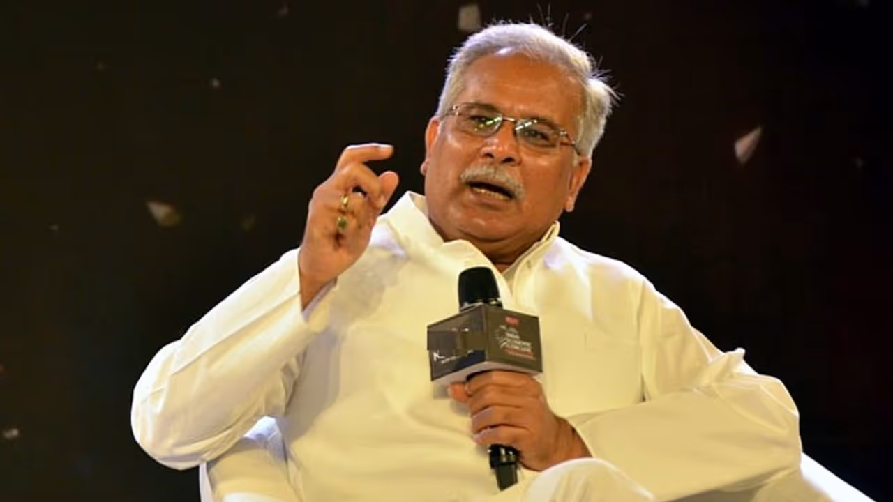 Amid Chhattisgarh crisis, Congress appoints Baghel as senior observer for UP election 2022 Amid Chhattisgarh crisis, Congress appoints Baghel as senior observer for UP election 2022