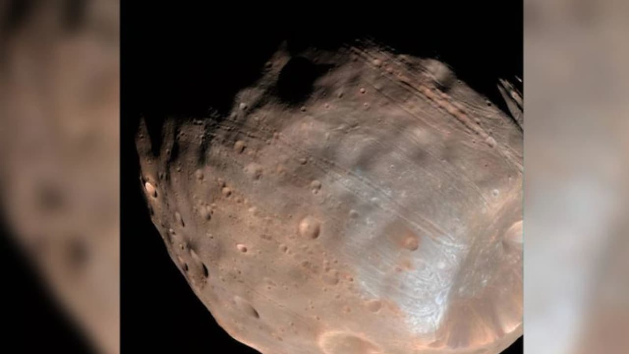 ഉരുളക്കിഴങ്ങിനു സമാനമായ ചിത്രം പുറത്തുവിട്ട് നാസ; കൗതുകകരമായ ഈ ചിത്രത്തിന്റെ പിന്നിലെ രഹസ്യം ഇങ്ങനെ ഉരുളക്കിഴങ്ങിനു സമാനമായ ചിത്രം പുറത്തുവിട്ട് നാസ; കൗതുകകരമായ ഈ ചിത്രത്തിന്റെ പിന്നിലെ രഹസ്യം ഇങ്ങനെ