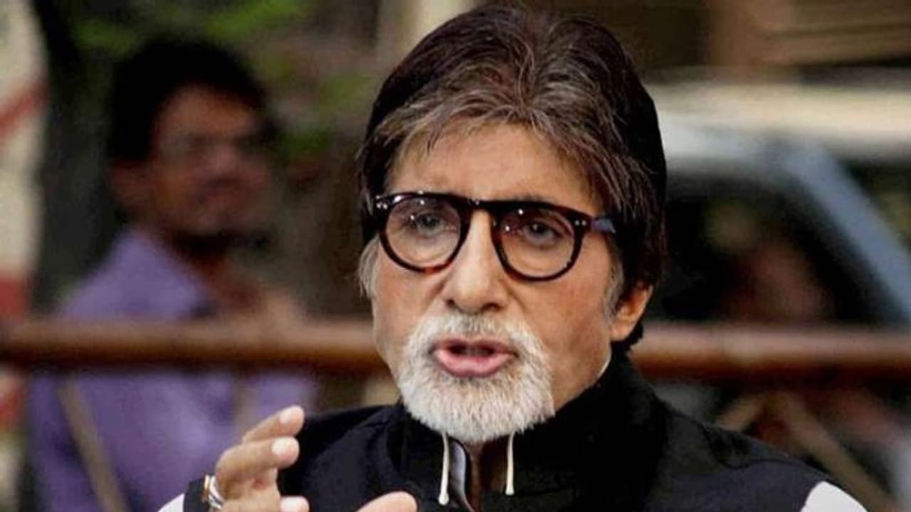 अमिताभ बच्चन अपनी आवाज में रिकॉर्ड करेंगे बाबूजी की किताब, बोले मुझे उनसे कोई अलग नहीं कर सकता अमिताभ बच्चन अपनी आवाज में रिकॉर्ड करेंगे बाबूजी की किताब, बोले मुझे उनसे कोई अलग नहीं कर सकता