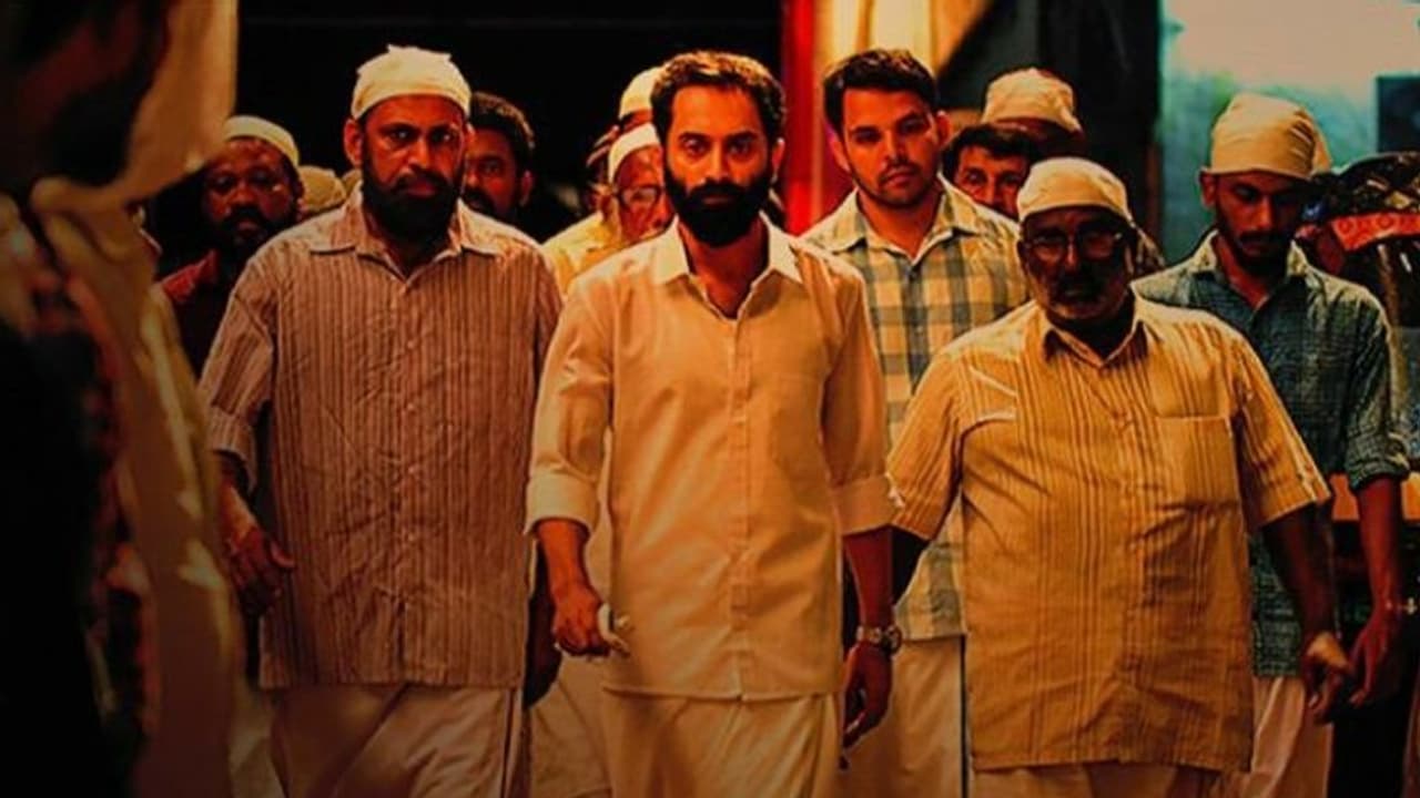 സ്ക്രീനിന് പുറത്തേക്ക് പടരുന്ന 'മാലിക്'; റിവ്യൂ