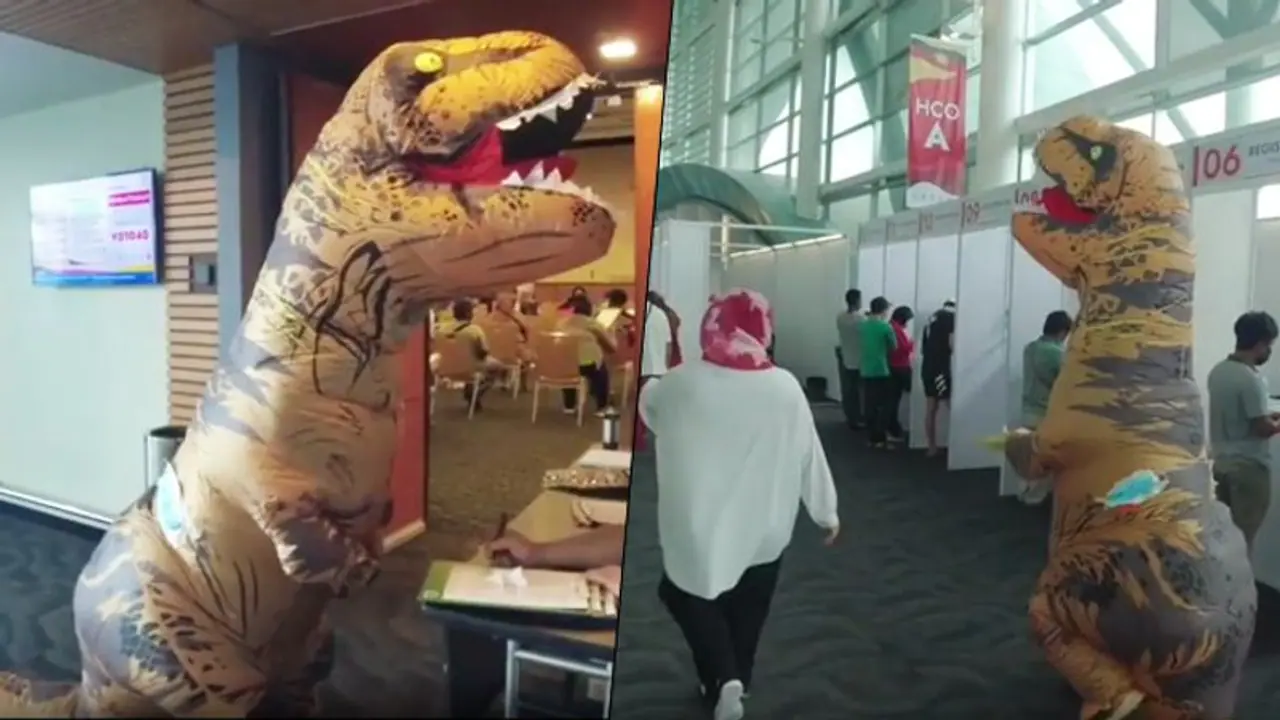 Malaysian 'Dinosaur' takes COVID 19 vaccine; Watch viral video Malaysian 'Dinosaur' takes COVID 19 vaccine; Watch viral video