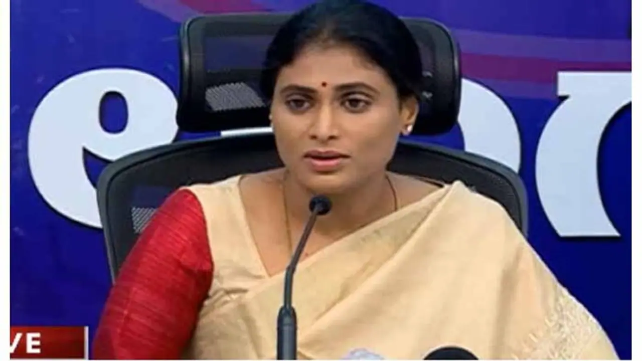 హుజూరాబాద్ ఉప ఎన్నికల్లో పోటీపై తేల్చేసిన వైఎస్ షర్మిల హుజూరాబాద్ ఉప ఎన్నికల్లో పోటీపై తేల్చేసిన వైఎస్ షర్మిల