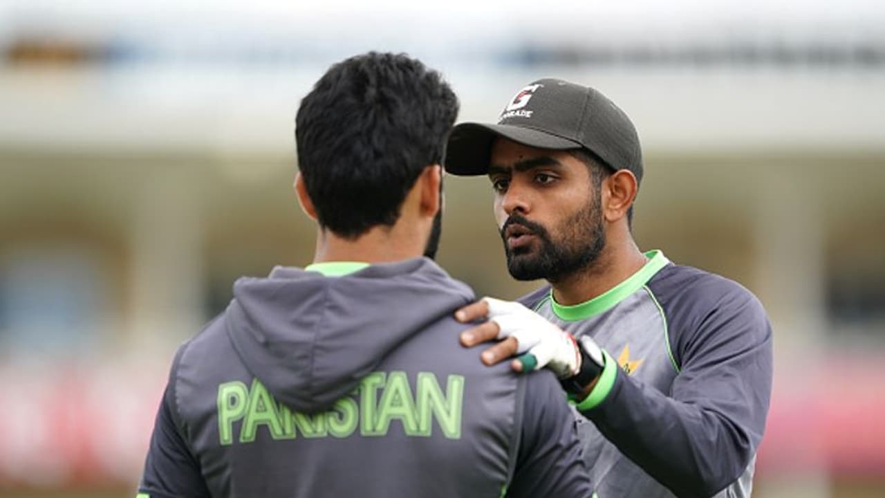 'എങ്ങനെ സാധിക്കുന്നു! ചിലര് ഐപിഎലിനായി പോയി'; പാകിസ്ഥാനിലെത്തിയ കിവി സംഘത്തിന്റെ നിലവാരത്തിൽ സംശയമെന്ന് റസാഖ് 'എങ്ങനെ സാധിക്കുന്നു! ചിലര് ഐപിഎലിനായി പോയി'; പാകിസ്ഥാനിലെത്തിയ കിവി സംഘത്തിന്റെ നിലവാരത്തിൽ സംശയമെന്ന് റസാഖ്