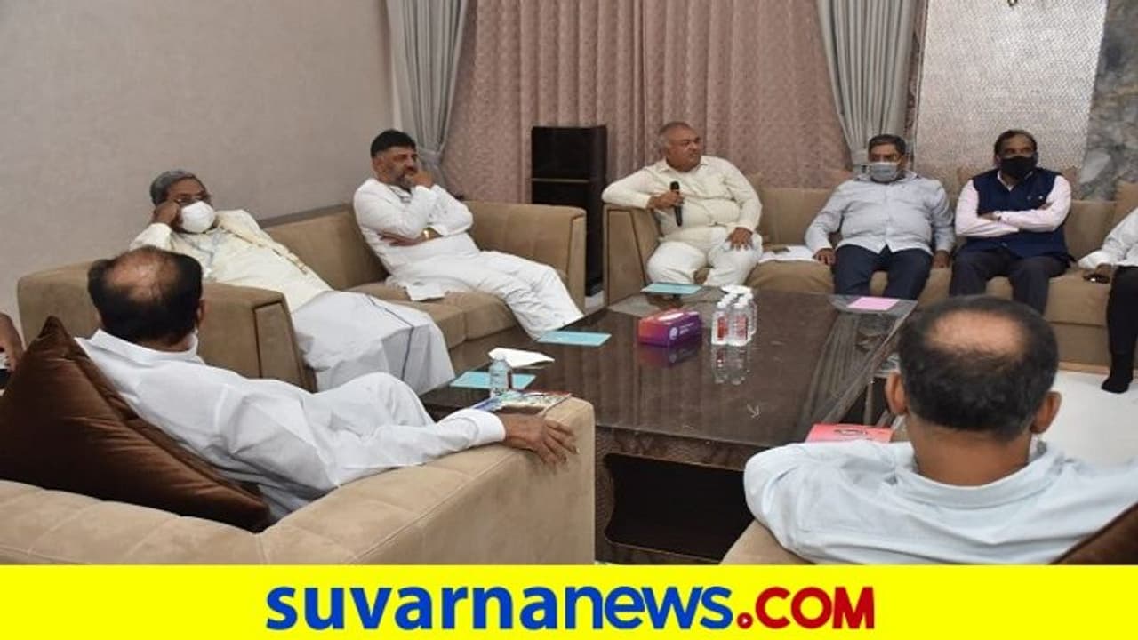 'ಹಾನಗಲ್ ಫಲಿತಾಂಶದ ಕ್ರೆಡಿಟ್ಗಾಗಿ ಕಾಂಗ್ರೆಸ್ನಲ್ಲಿ ಒಳಜಗಳ' 'ಹಾನಗಲ್ ಫಲಿತಾಂಶದ ಕ್ರೆಡಿಟ್ಗಾಗಿ ಕಾಂಗ್ರೆಸ್ನಲ್ಲಿ ಒಳಜಗಳ'