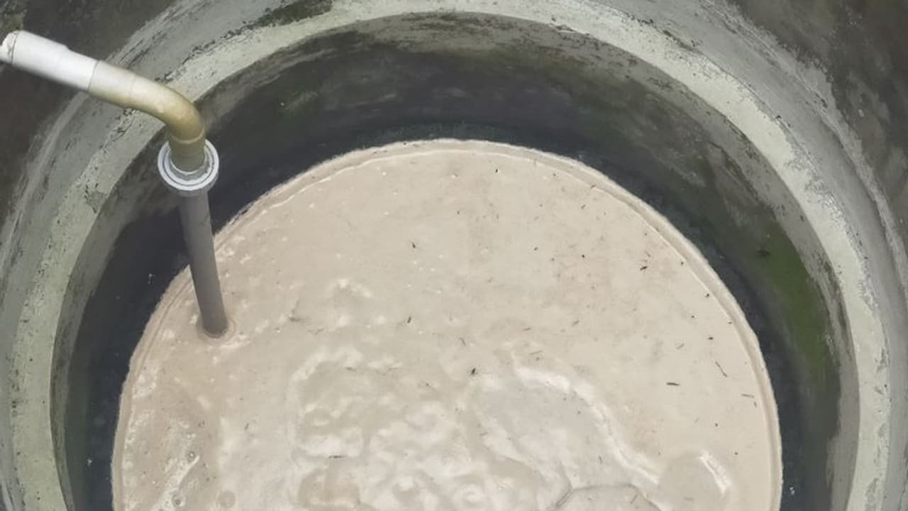 കിണറിലെ വെള്ളം പതഞ്ഞുപൊങ്ങുന്നു; ആശങ്കയിലായി വീട്ടുകാർ