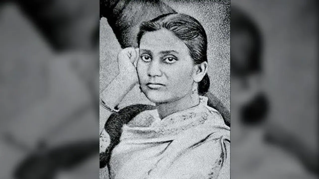 Google pays tribute to India's 1st woman Dr Kadambini Ganguly with doodle Google pays tribute to India's 1st woman Dr Kadambini Ganguly with doodle