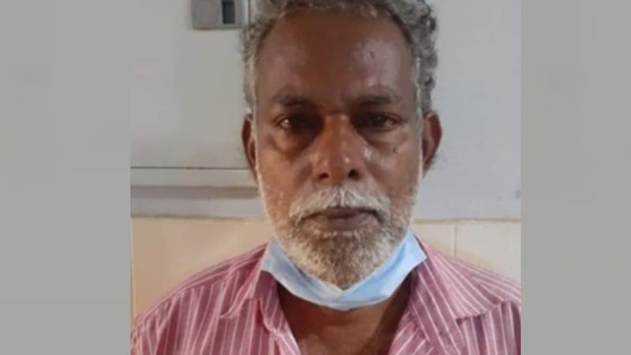 വിദ്യാര്ഥിയെ പീഡിപ്പിച്ച കേസിൽ ഒളിവില് പോയ മധ്യവയസ്ക്കൻ അറസ്റ്റിൽ വിദ്യാര്ഥിയെ പീഡിപ്പിച്ച കേസിൽ ഒളിവില് പോയ മധ്യവയസ്ക്കൻ അറസ്റ്റിൽ