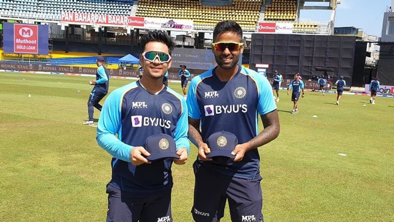 ಹುಟ್ಟು ಹಬ್ಬ ದಿನವೇ ಟೀಂ ಇಂಡಿಯಾಗೆ ಡೆಬ್ಯೂ ಮಾಡಿದ ಭಾರತದ 2ನೇ ಕ್ರಿಕೆಟಿಗ ಇಶಾನ್ ಕಿಶಾನ್! ಹುಟ್ಟು ಹಬ್ಬ ದಿನವೇ ಟೀಂ ಇಂಡಿಯಾಗೆ ಡೆಬ್ಯೂ ಮಾಡಿದ ಭಾರತದ 2ನೇ ಕ್ರಿಕೆಟಿಗ ಇಶಾನ್ ಕಿಶಾನ್!