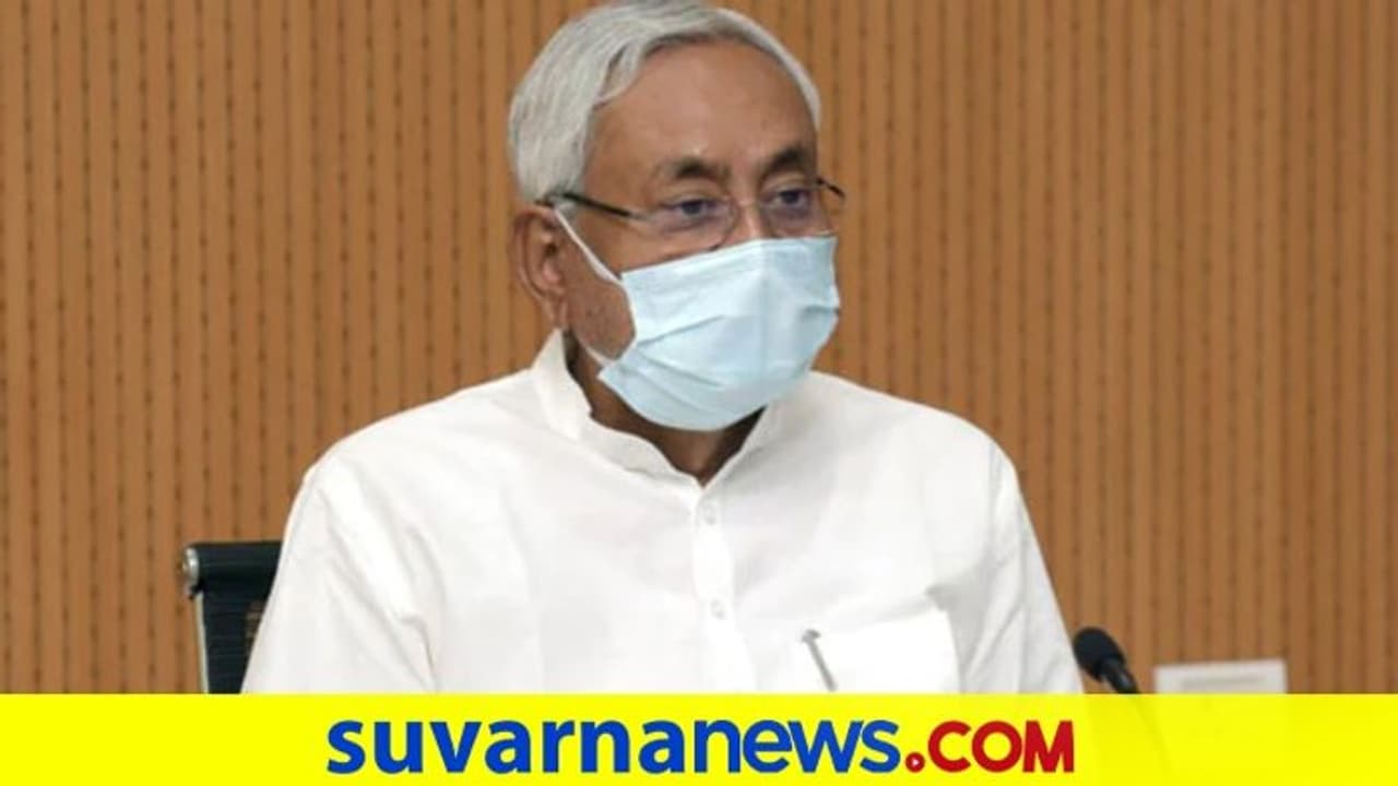 ಸಿಎಂ ವಿರುದ್ಧ ಕೇಸ್ ದಾಖಲಿಸಿದ IAS ಅಧಿಕಾರಿ ಸಿಎಂ ವಿರುದ್ಧ ಕೇಸ್ ದಾಖಲಿಸಿದ IAS ಅಧಿಕಾರಿ