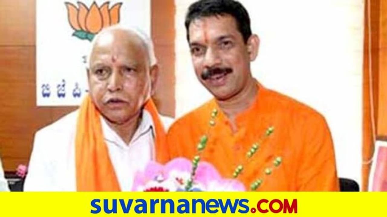 'ಬಿಎಸ್ವೈ ಜತೆ ಈಶ್ವರಪ್ಪ ಟೀಂ ಔಟ್: ದಿಲ್ಲಿಯಲ್ಲಿರೋರಿಗೆ ರಾಜ್ಯದ ಸಿಎಂ ಗಾದಿ' 'ಬಿಎಸ್ವೈ ಜತೆ ಈಶ್ವರಪ್ಪ ಟೀಂ ಔಟ್: ದಿಲ್ಲಿಯಲ್ಲಿರೋರಿಗೆ ರಾಜ್ಯದ ಸಿಎಂ ಗಾದಿ'